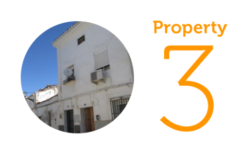 Property 3: Three-bedroom townhouse in Alcaudete