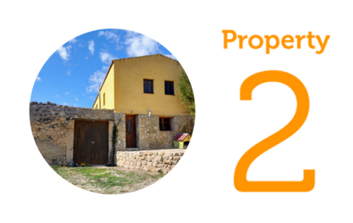 Property 2 3 Bedroom Yellow House in Flix