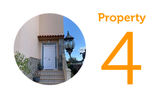 Property 4 Three-bed townhouse in Velez-Malaga