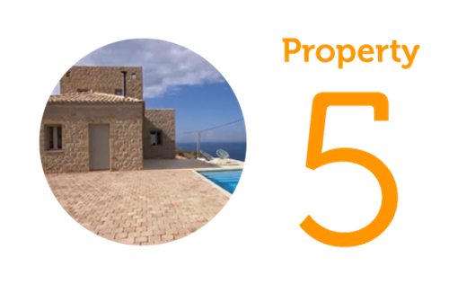 Property 5 Three-bed villa in Avia